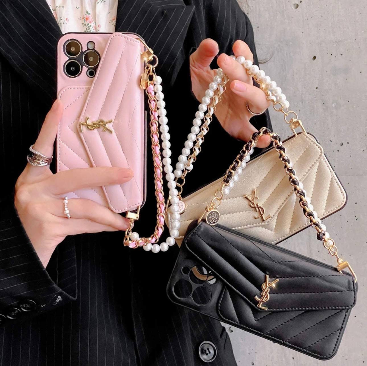 Pu iPhone Cover（With chain）
